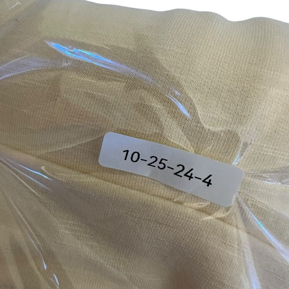 J Jill S Small Petites Pastel Yellow Pullover Top Button Comfort Cozy Casual - Picture 12 of 12